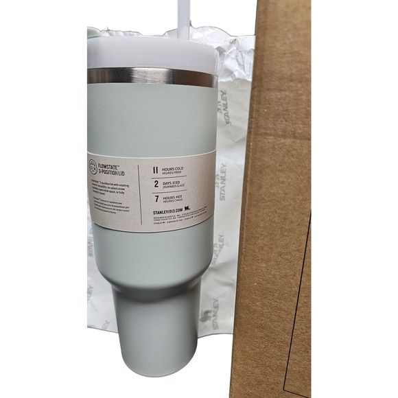 Stanley The Flowstate Quencher H2.0 Tumbler 40 oz in Mist New in Box - Picture 5 of 14